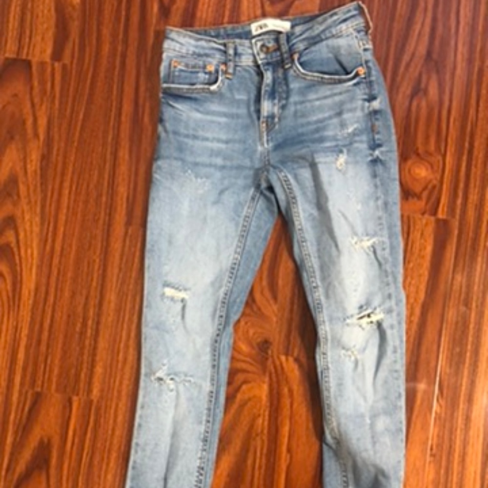 Zara light wash distressed jeans